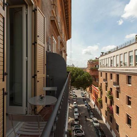 Colosseum Corner Rome Bagian luar foto