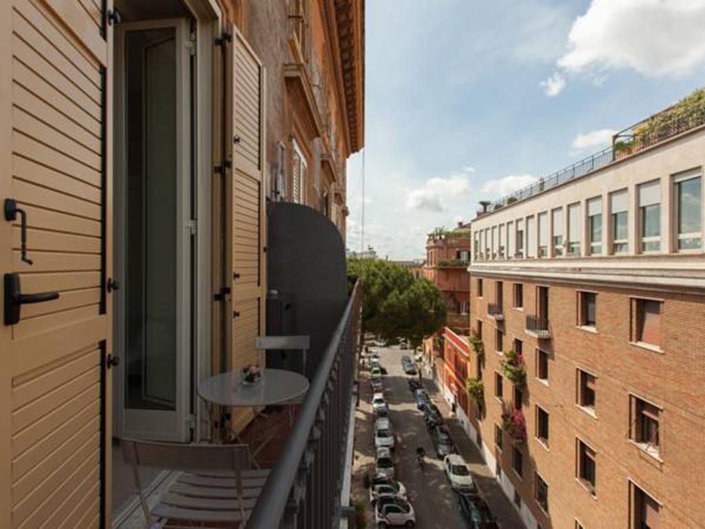 Colosseum Corner Rome Bagian luar foto